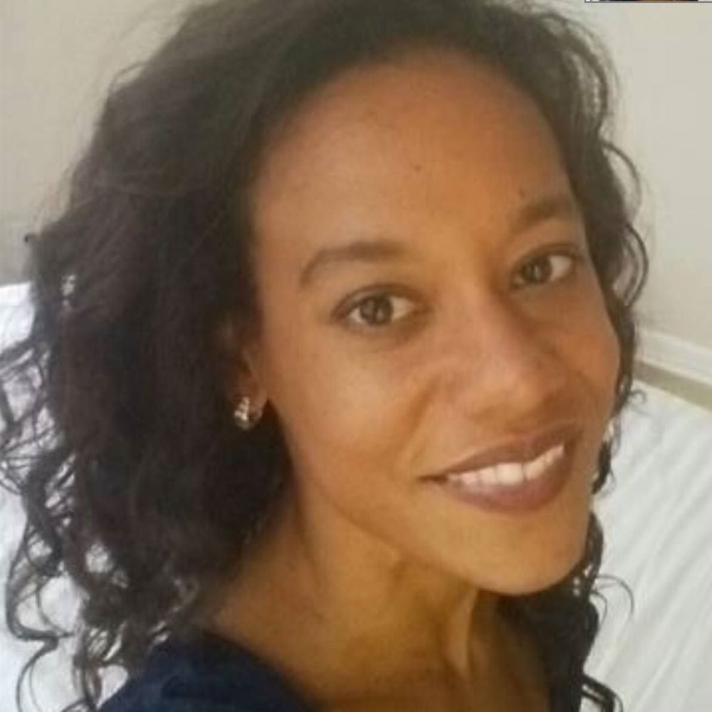 Meet your Posher, Naomi